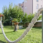 Apartman Sweet Garden *