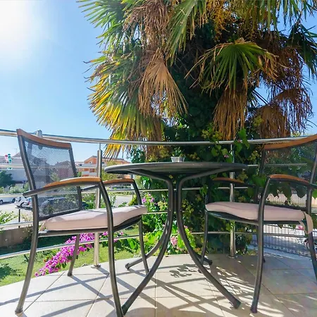 Daire Sweet Garden Vodice