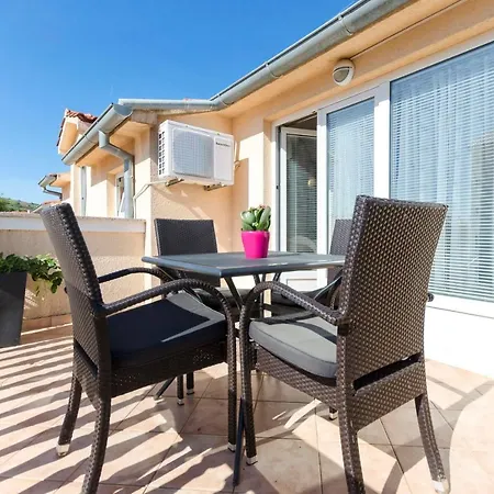 Sweet Garden Apartament *